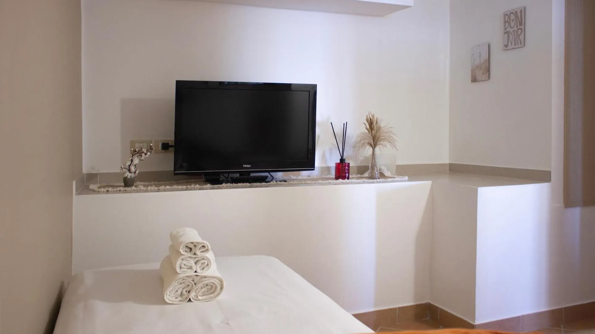 Villa Casa con Terrazza e Vista Mozzafiato Capo dʼOrlando