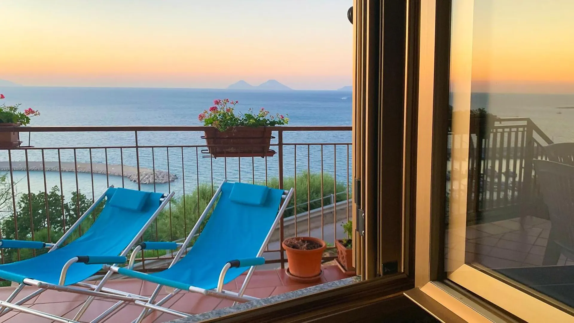 Casa vacanze Villa Casa con Terrazza e Vista Mozzafiato Capo dʼOrlando